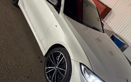 BMW 3 серия, 2019 год, 2 800 000 рублей, 4 фотография