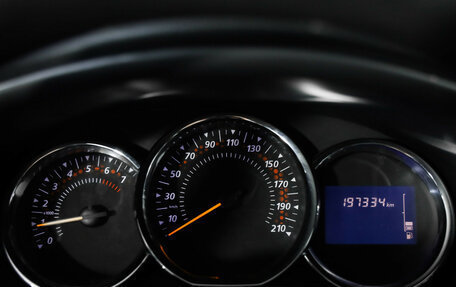 Renault Sandero II рестайлинг, 2015 год, 649 000 рублей, 12 фотография