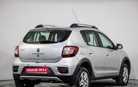 Renault Sandero II рестайлинг, 2015 год, 649 000 рублей, 5 фотография