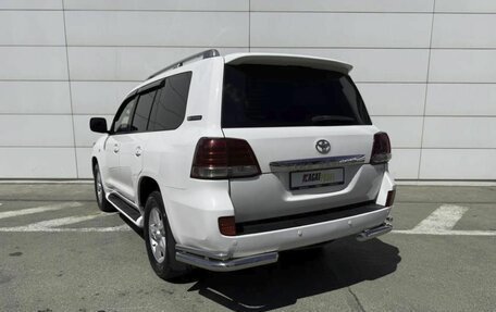 Toyota Land Cruiser 200, 2011 год, 2 890 000 рублей, 10 фотография