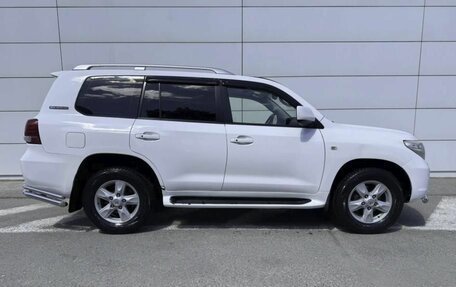 Toyota Land Cruiser 200, 2011 год, 2 890 000 рублей, 7 фотография