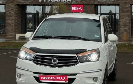 SsangYong Stavic, 2013 год, 975 000 рублей, 4 фотография
