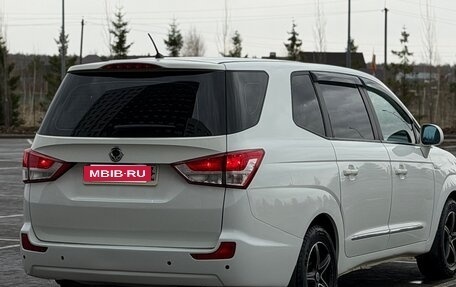 SsangYong Stavic, 2013 год, 975 000 рублей, 8 фотография