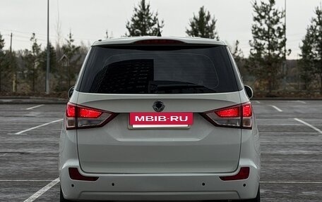 SsangYong Stavic, 2013 год, 975 000 рублей, 9 фотография