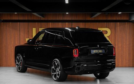 Rolls-Royce Cullinan, 2025 год, 68 000 000 рублей, 8 фотография