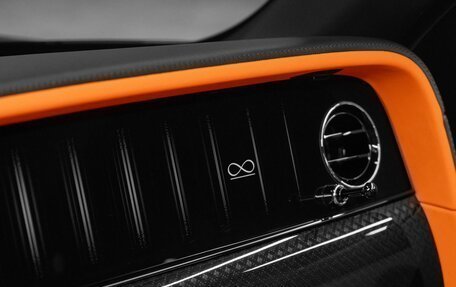 Rolls-Royce Cullinan, 2025 год, 68 000 000 рублей, 22 фотография