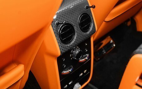 Rolls-Royce Cullinan, 2025 год, 68 000 000 рублей, 35 фотография