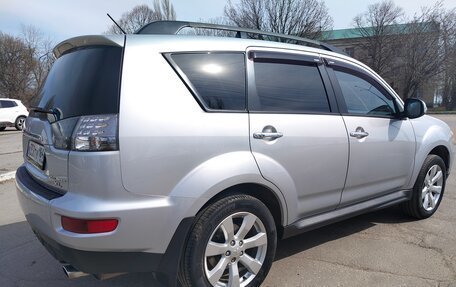 Mitsubishi Outlander III рестайлинг 3, 2012 год, 1 700 000 рублей, 9 фотография