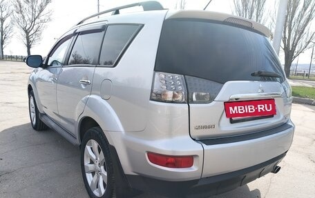 Mitsubishi Outlander III рестайлинг 3, 2012 год, 1 700 000 рублей, 10 фотография