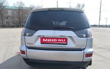 Mitsubishi Outlander III рестайлинг 3, 2012 год, 1 700 000 рублей, 11 фотография