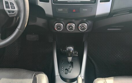 Mitsubishi Outlander III рестайлинг 3, 2012 год, 1 700 000 рублей, 21 фотография