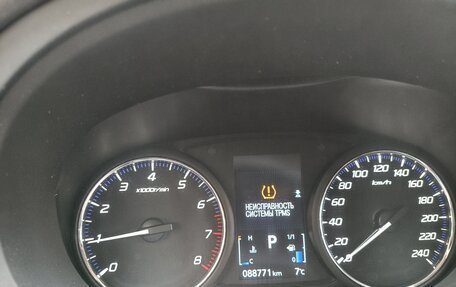 Mitsubishi Outlander III рестайлинг 3, 2021 год, 2 600 000 рублей, 13 фотография