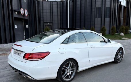 Mercedes-Benz E-Класс, 2015 год, 1 950 000 рублей, 4 фотография