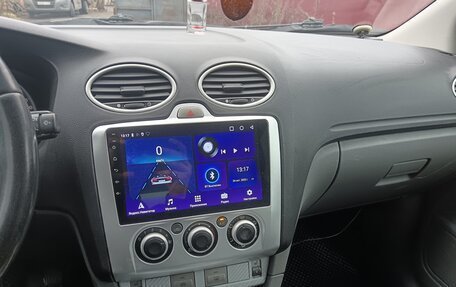 Ford Focus II рестайлинг, 2011 год, 550 000 рублей, 10 фотография