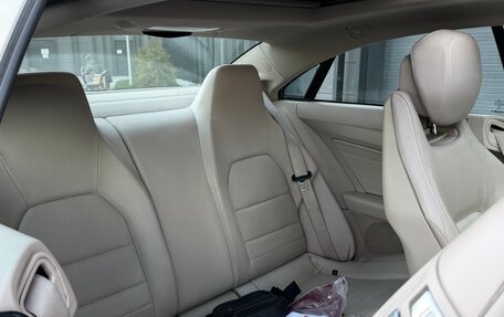 Mercedes-Benz E-Класс, 2015 год, 1 950 000 рублей, 15 фотография