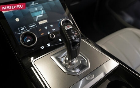 Land Rover Range Rover Evoque II, 2022 год, 4 390 000 рублей, 19 фотография