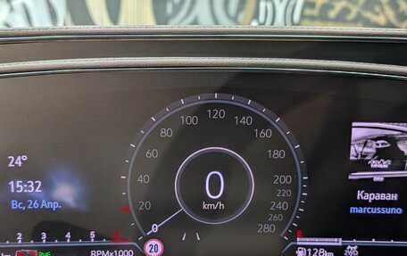 Cadillac Escalade V, 2022 год, 11 990 000 рублей, 26 фотография