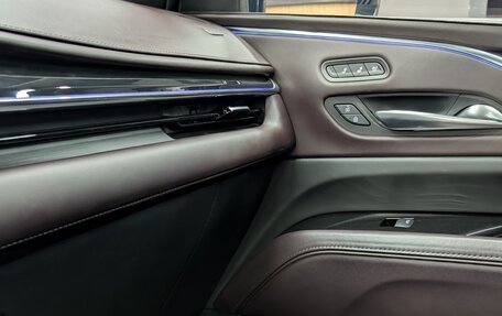 Cadillac Escalade V, 2022 год, 11 990 000 рублей, 24 фотография