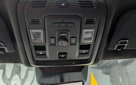 Cadillac Escalade V, 2022 год, 11 990 000 рублей, 28 фотография