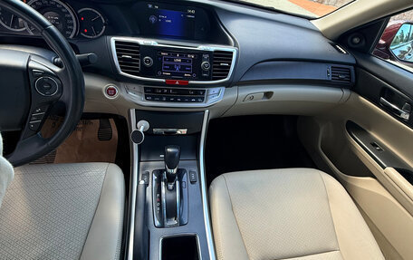 Honda Accord IX рестайлинг, 2013 год, 2 000 000 рублей, 6 фотография