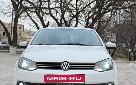 Volkswagen Polo VI (EU Market), 2013 год, 799 000 рублей, 2 фотография