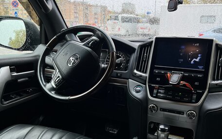 Toyota Land Cruiser 200, 2018 год, 6 500 000 рублей, 4 фотография