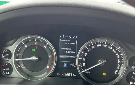 Toyota Land Cruiser 200, 2018 год, 6 500 000 рублей, 8 фотография