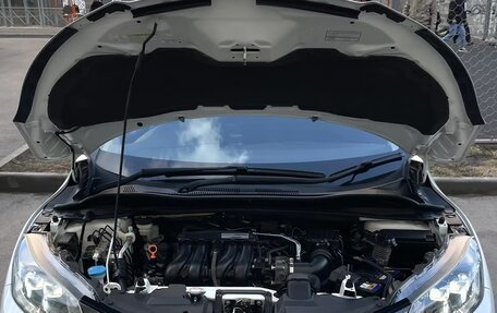 Honda Vezel, 2016 год, 1 850 000 рублей, 11 фотография