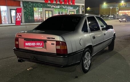 Opel Vectra A, 1989 год, 250 000 рублей, 2 фотография