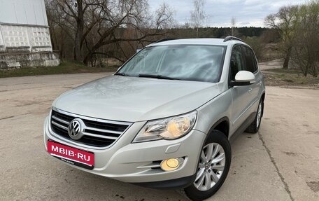 Volkswagen Tiguan I, 2009 год, 999 000 рублей, 1 фотография