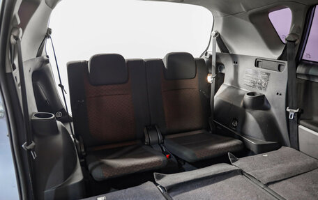 Toyota Verso I, 2010 год, 799 000 рублей, 24 фотография