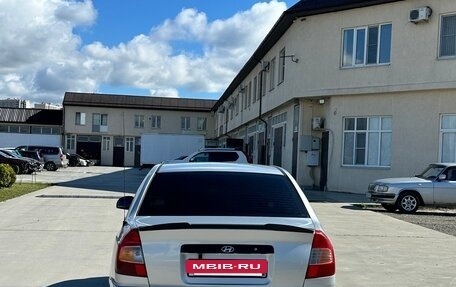 Hyundai Accent II, 2009 год, 650 000 рублей, 2 фотография