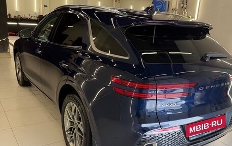 Genesis GV70, 2022 год, 5 800 000 рублей, 5 фотография