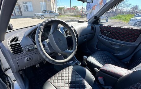 Hyundai Accent II, 2009 год, 650 000 рублей, 14 фотография