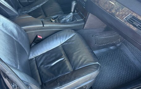 BMW 5 серия, 2004 год, 950 000 рублей, 5 фотография