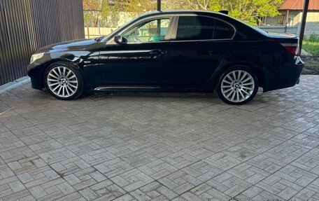 BMW 5 серия, 2004 год, 950 000 рублей, 8 фотография