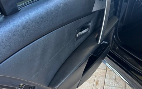 BMW 5 серия, 2004 год, 950 000 рублей, 10 фотография