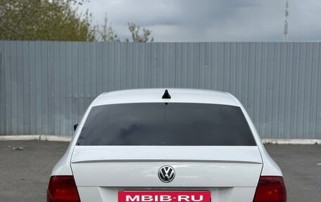 Volkswagen Polo VI (EU Market), 2011 год, 800 000 рублей, 4 фотография