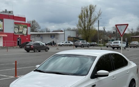 Volkswagen Polo VI (EU Market), 2011 год, 800 000 рублей, 7 фотография