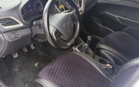 Hyundai Solaris II рестайлинг, 2020 год, 1 400 000 рублей, 7 фотография