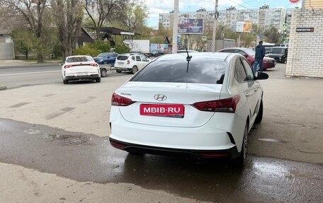 Hyundai Solaris II рестайлинг, 2020 год, 1 400 000 рублей, 2 фотография