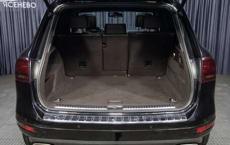 Volkswagen Touareg III, 2011 год, 1 698 000 рублей, 10 фотография