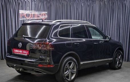 Volkswagen Touareg III, 2011 год, 1 698 000 рублей, 5 фотография