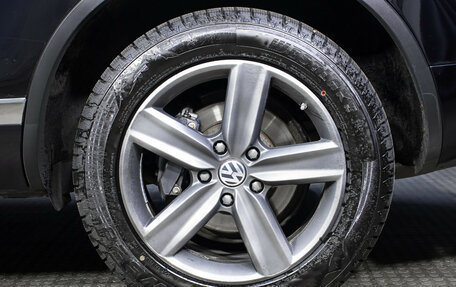 Volkswagen Touareg III, 2011 год, 1 698 000 рублей, 22 фотография