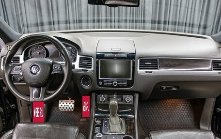 Volkswagen Touareg III, 2011 год, 1 698 000 рублей, 14 фотография