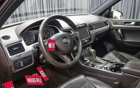 Volkswagen Touareg III, 2011 год, 1 698 000 рублей, 16 фотография