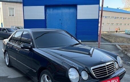 Mercedes-Benz E-Класс, 2000 год, 700 000 рублей, 4 фотография