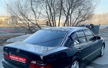 Mercedes-Benz E-Класс, 2000 год, 700 000 рублей, 6 фотография