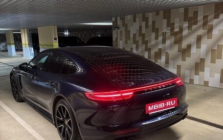 Porsche Panamera II рестайлинг, 2020 год, 10 фотография