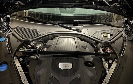 Porsche Panamera II рестайлинг, 2020 год, 27 фотография